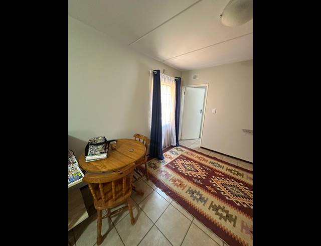 1 BEDROOM APARTMENT FOR SALE IN ALLANDALE